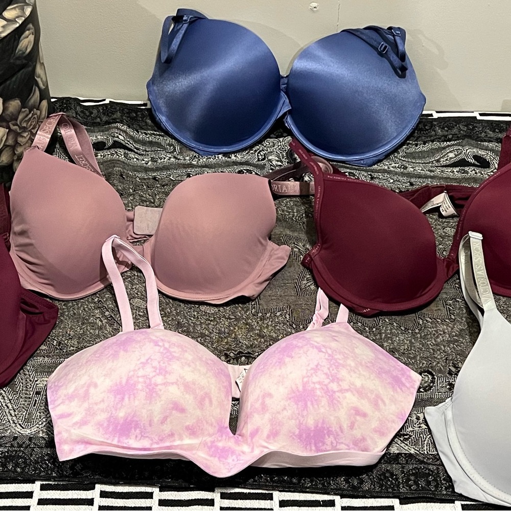 Victoria Secret Bundle of 6 Bras